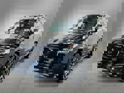 Used 2018 Volvo XC90 T5 Momentum w/ Convenience Package