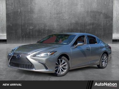 Used 2021 Lexus ES 300h w/ Premium Package
