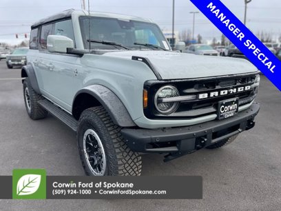 New 2024 Ford Bronco Outer Banks w/ Sasquatch Package