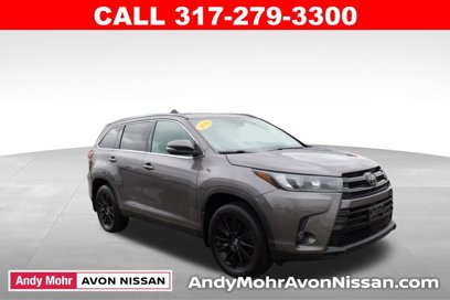 Used 2019 Toyota Highlander SE