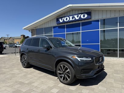 Used 2022 Volvo XC90 T6 Momentum w/ Advanced Package