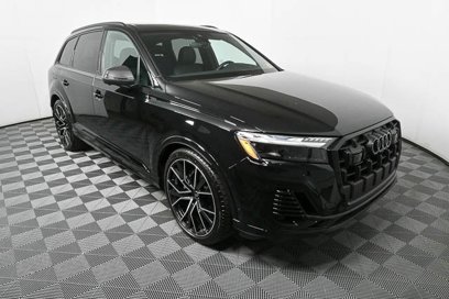 New 2025 Audi Q7 3.0T Prestige