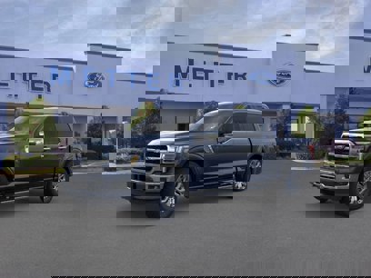 New 2025 Ford F150 Lariat w/ Equipment Group 501A Mid