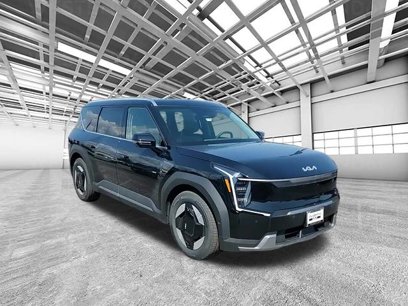 New 2026 Kia EV9 Wind