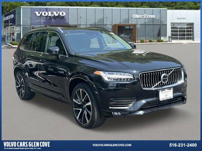 Used 2022 Volvo XC90 T6 Momentum w/ Advanced Package