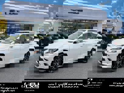 New 2025 Lexus ES 300h w/ Premium Package