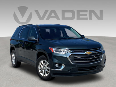 Used 2021 Chevrolet Traverse LT