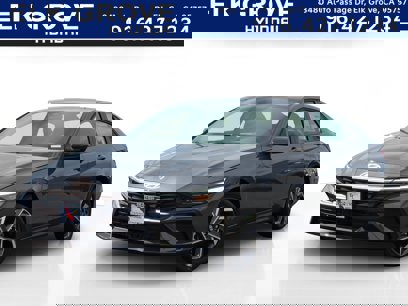 New 2025 Hyundai Elantra SEL