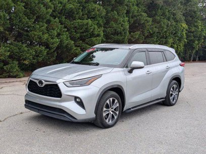 Used 2021 Toyota Highlander XLE