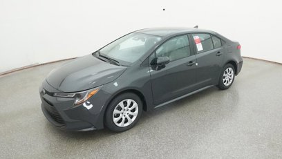 New 2025 Toyota Corolla LE