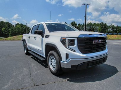 New 2026 GMC Sierra 1500 Pro w/ Pro Value Package