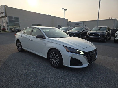 Used 2024 Nissan Altima 2.5 SV