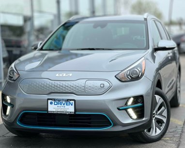 Used 2022 Kia Niro EX w/ Cold Weather Package