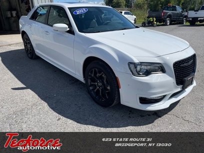 Used 2023 Chrysler 300 Touring L w/ Popular Equipment Group