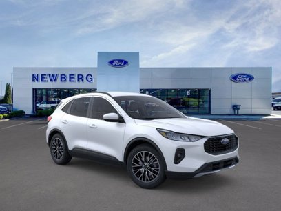 New 2025 Ford Escape SE w/ Class II Trailer Tow Package