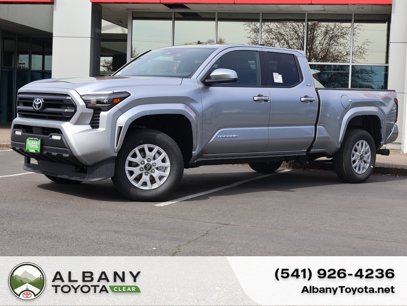 New 2025 Toyota Tacoma SR5