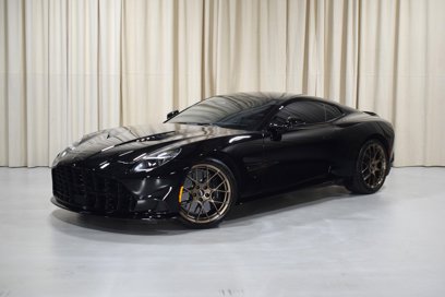 Used 2025 Aston Martin Vanquish