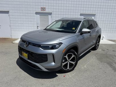 New 2025 Volkswagen Tiguan SE