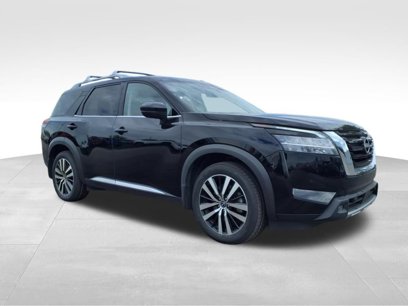Used 2023 Nissan Pathfinder Platinum w/ Cargo Package