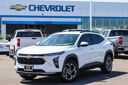 New 2025 Chevrolet Trax LT w/ LT Convenience Package