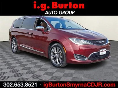 Certified 2018 Chrysler Pacifica Limited w/ Tire & Wheel Group