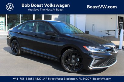 New 2025 Volkswagen Jetta SE