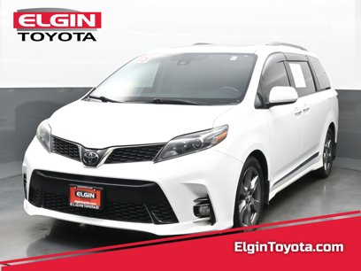 Used 2018 Toyota Sienna SE w/ SE Preferred Package