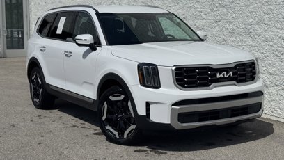 Used 2023 Kia Telluride S