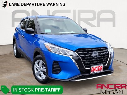 New 2025 Nissan Kicks Play S