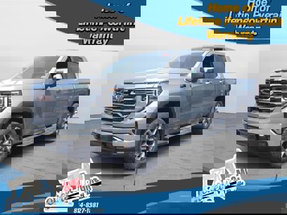 New 2025 GMC Sierra 1500 SLT w/ SLT Premium Plus Package