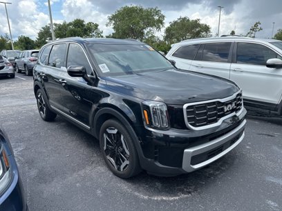 Used 2023 Kia Telluride S