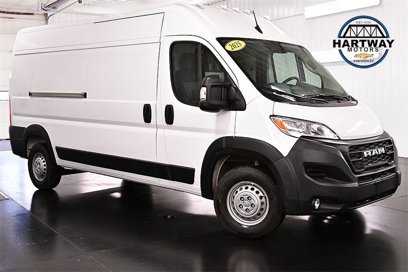 Used 2025 RAM ProMaster 2500 w/ Convenience Group