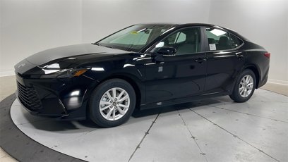 New 2025 Toyota Camry LE