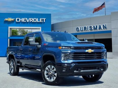 Used 2024 Chevrolet Silverado 2500 Custom w/ Custom Value Package