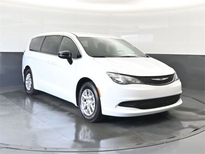 New 2026 Chrysler Voyager LX