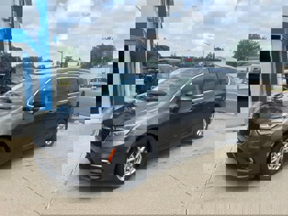 Used 2023 Chrysler Pacifica Touring-L