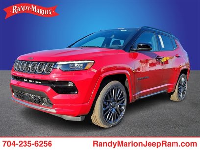 New 2024 Jeep Compass Limited w/ High Altitude Package