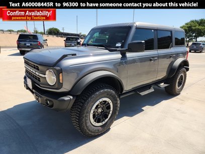 New 2024 Ford Bronco Black Diamond w/ Sasquatch Package