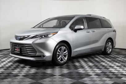 Used 2021 Toyota Sienna Platinum