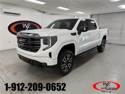 Used 2022 GMC Sierra 1500 AT4 w/ AT4 Premium Package