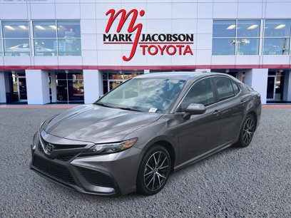 Used 2024 Toyota Camry SE