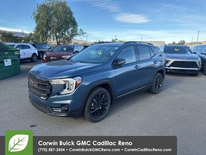 New 2024 GMC Terrain SLT w/ Infotainment Package II