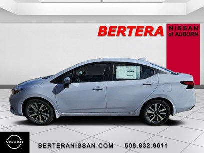 New 2025 Nissan Versa SV w/ Trunk Package