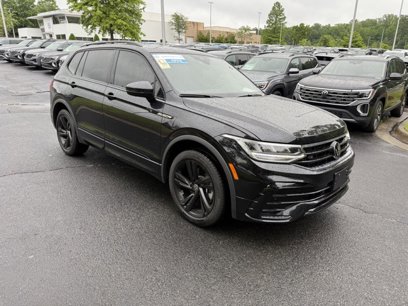Certified 2024 Volkswagen Tiguan SE R-Line