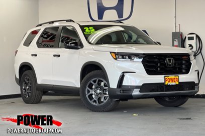 New 2025 Honda Pilot TrailSport
