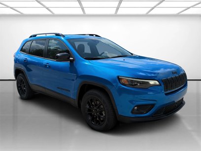Certified 2023 Jeep Cherokee Altitude Lux