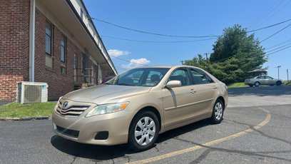 Used 2010 Toyota Camry LE