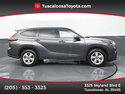 Used 2021 Toyota Highlander LE