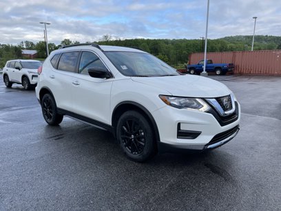 Used 2017 Nissan Rogue SV w/ Midnight Edition