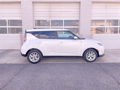 Used 2024 Kia Soul LX w/ Option Group 015